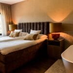 deluxe hotellrum med badkar
