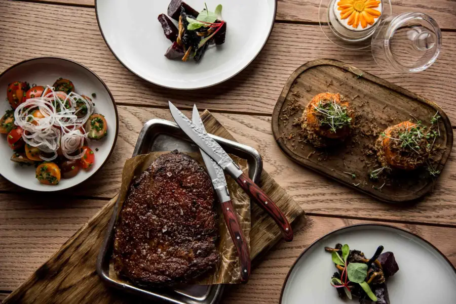 maträtter restaurang urtid