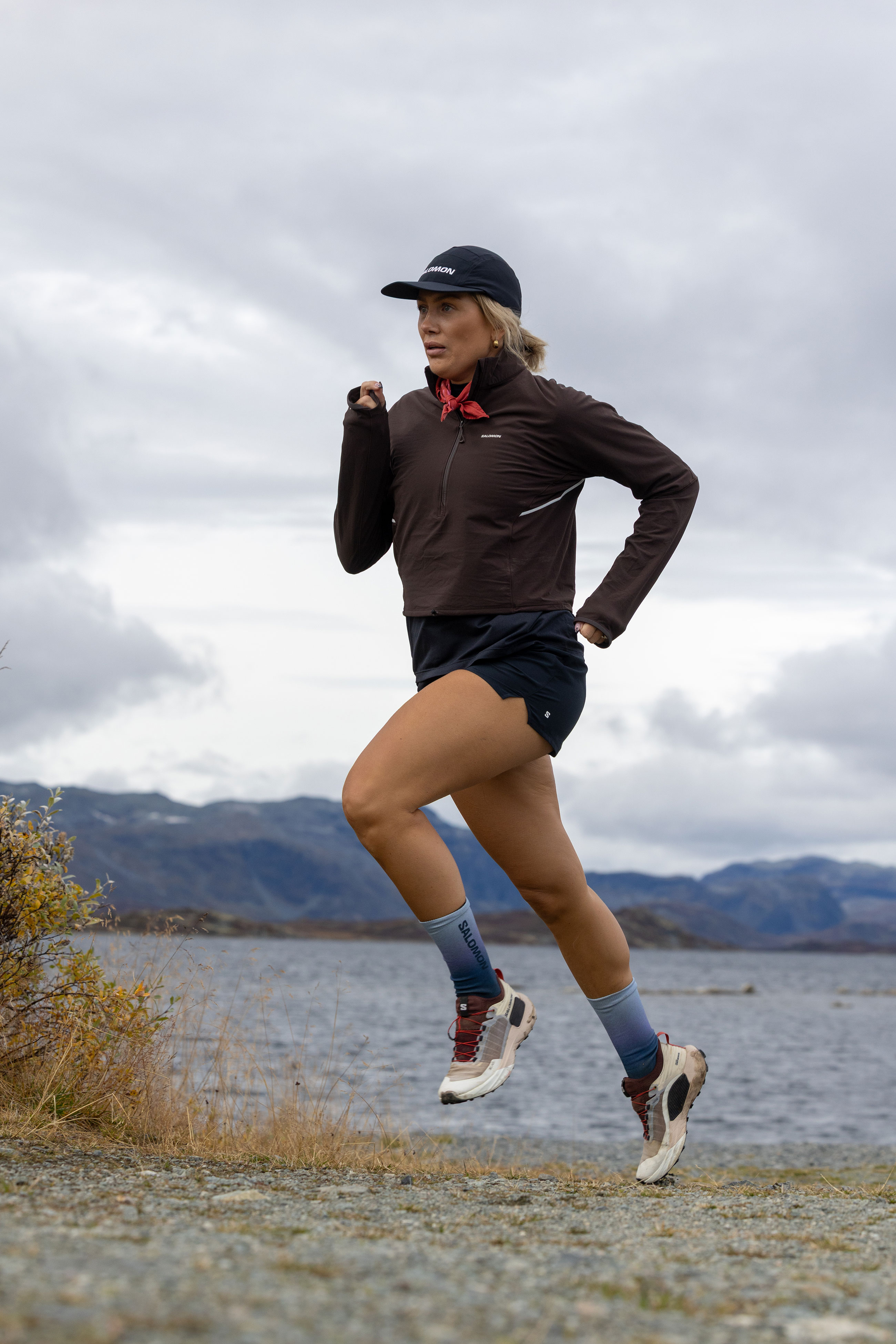 tjej som springer friendcation