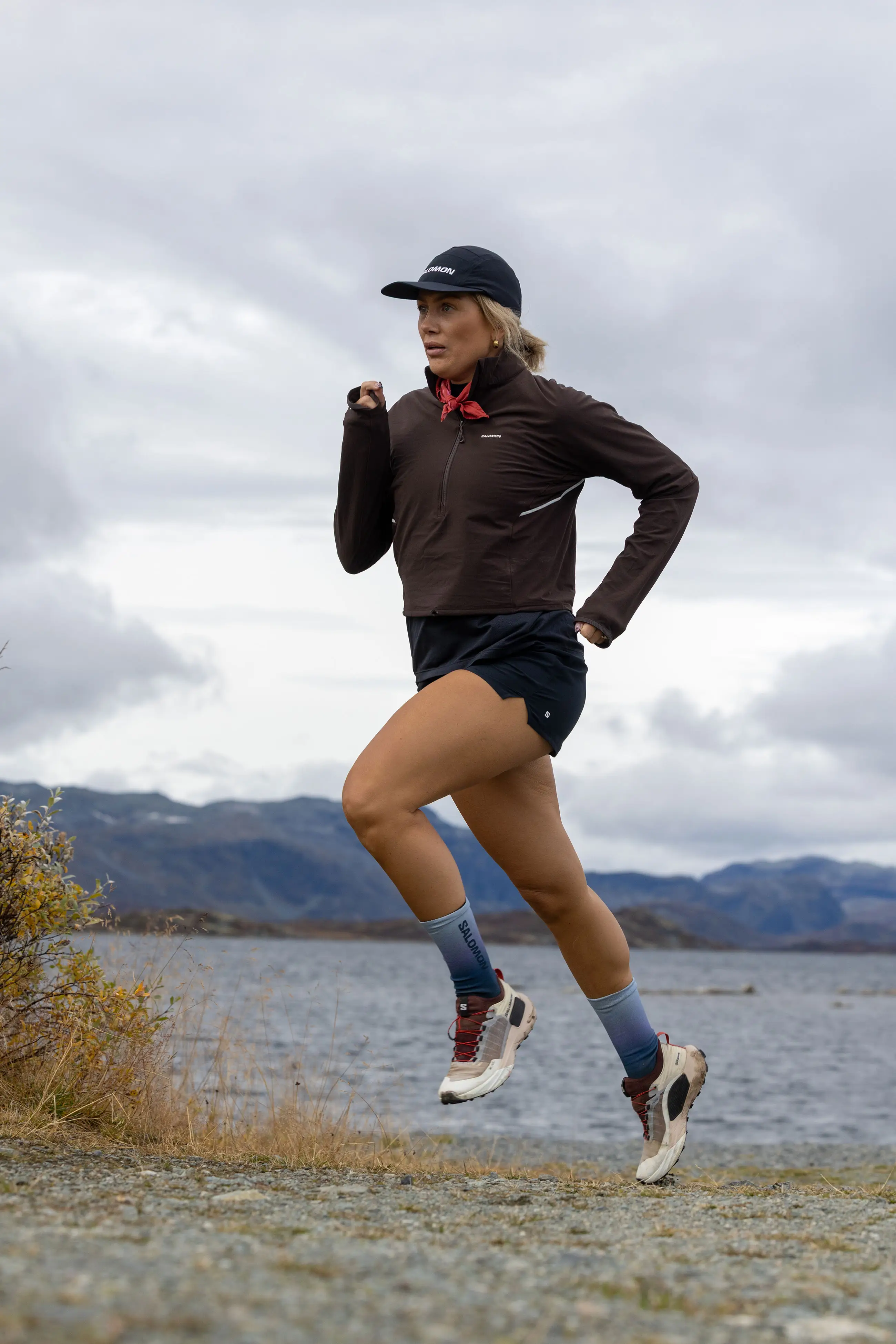 tjej som springer friendcation