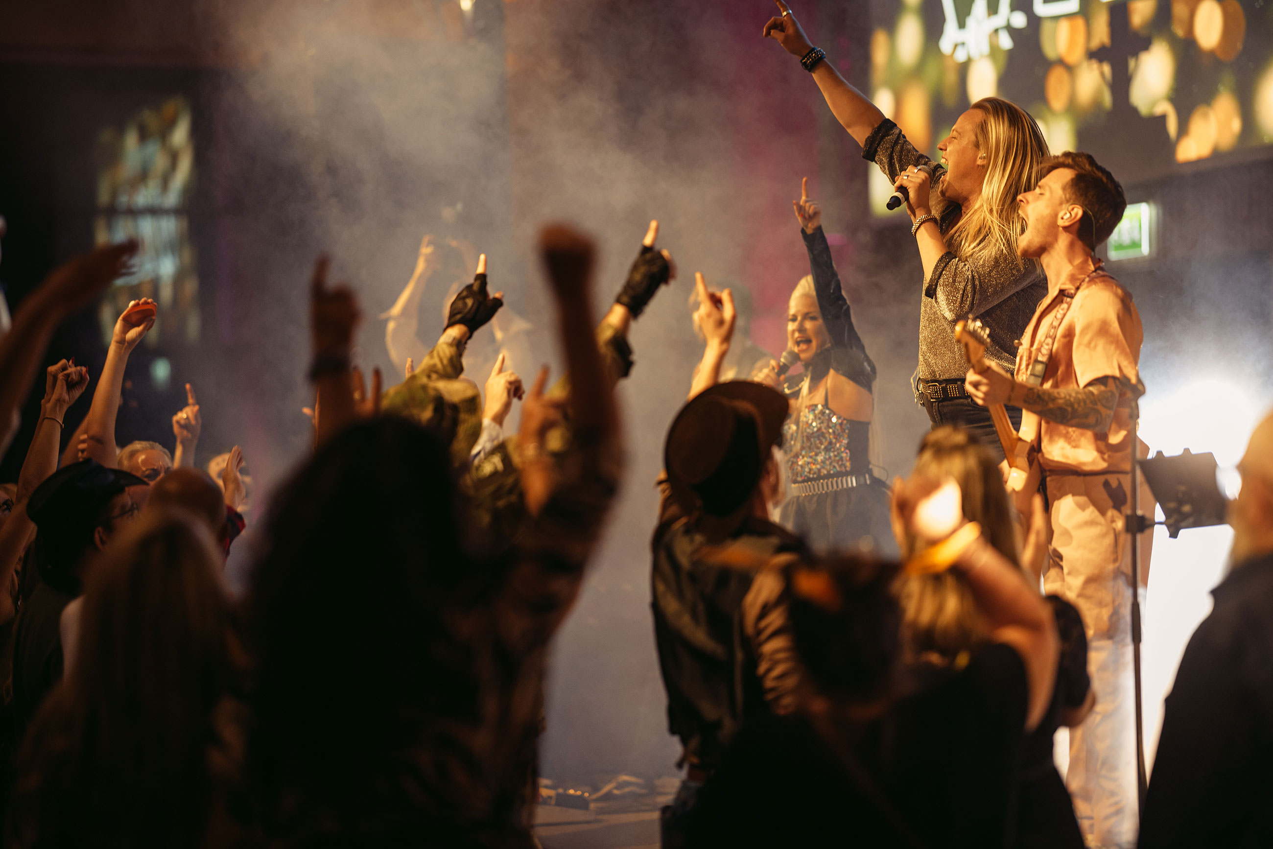 uppträde på scenen i Bergasalen Castra